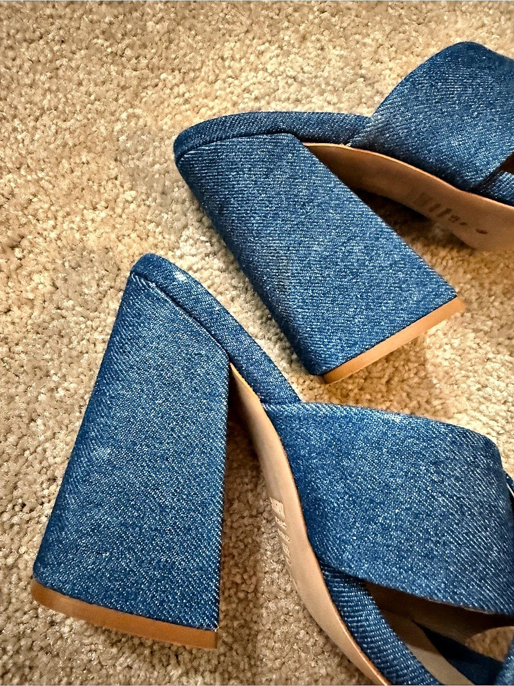 Schutz Callie Blue Denim Block Heel Sandal Blue US 8 - Picture 7 of 8